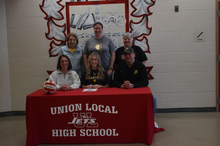 Jet's Butler Headed To Baldwin-Wallace Volleyball